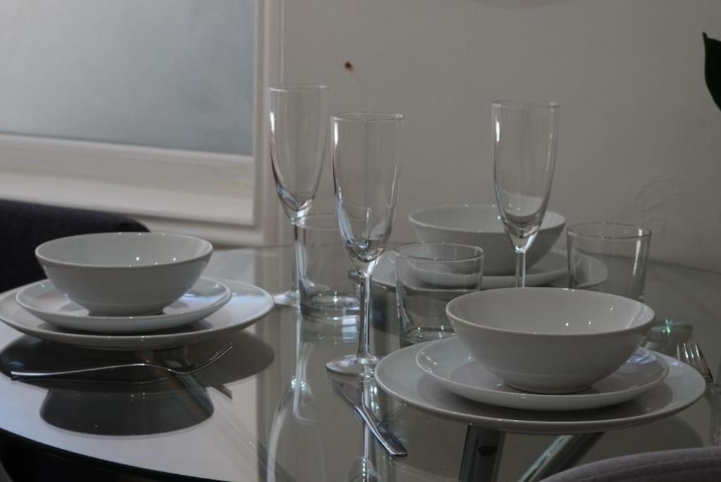 4 * London