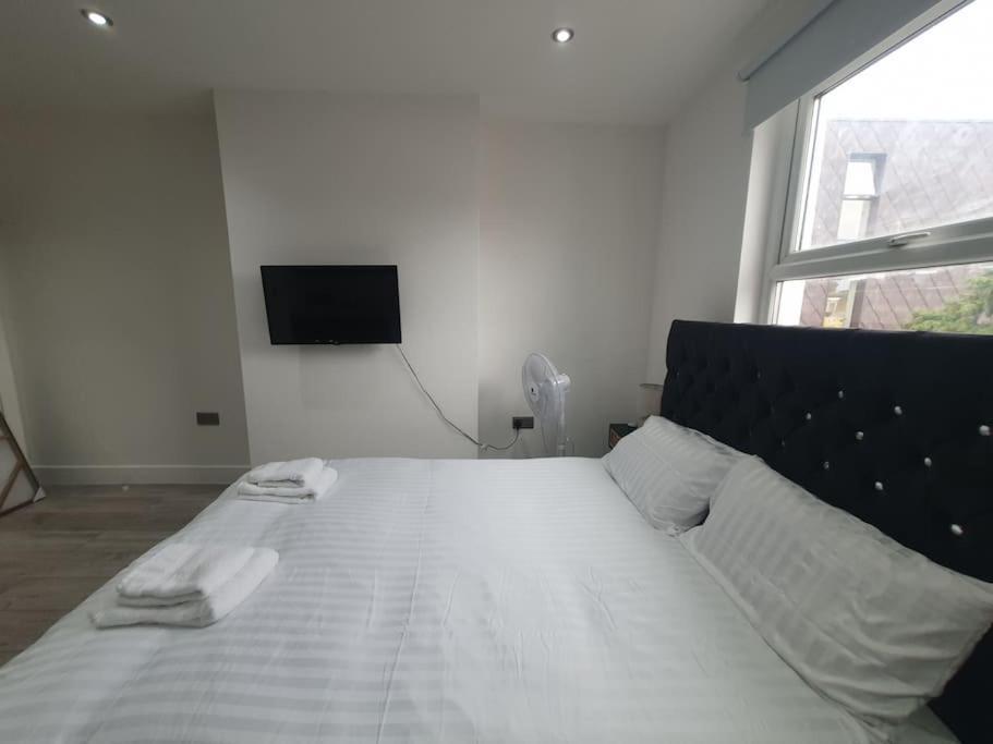 Apartment 4